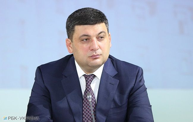 Гройсман: пенсії всім військовим будуть перераховані з 1 січня