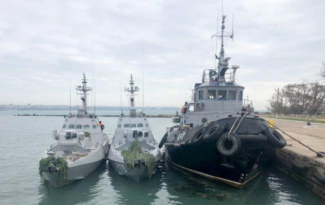 Захваченных украинских моряков вывозят из оккупированного Крыма