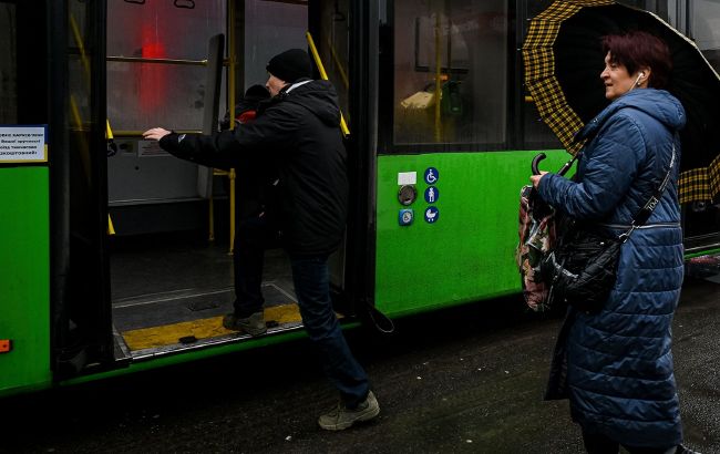 В Херсоне временно прекратили движение троллейбусов: в чем причина