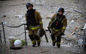 Ранковий удар по Миколаєву: пошкоджений готель, з'явились фото наслідків атаки