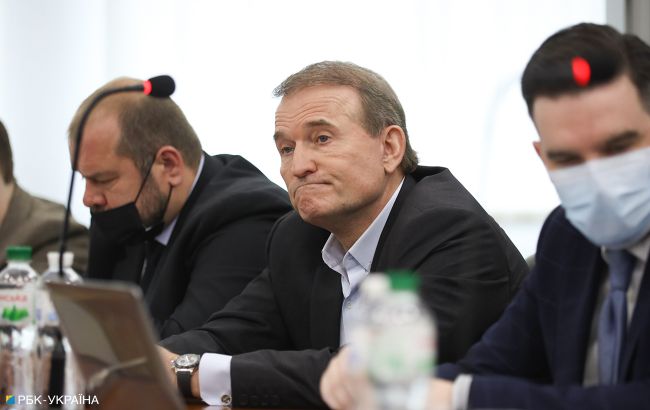 Подоляк о задержании Медведчука: Чтобы выжить, ему нужно спрятаться в украинской тюрьме