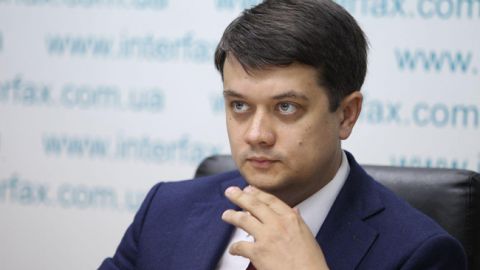 Глава партии Зеленского прокомментировал возможный дефолт Украины