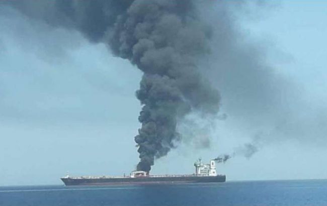 Євросоюз закликав ретельно розслідувати напад на танкери
