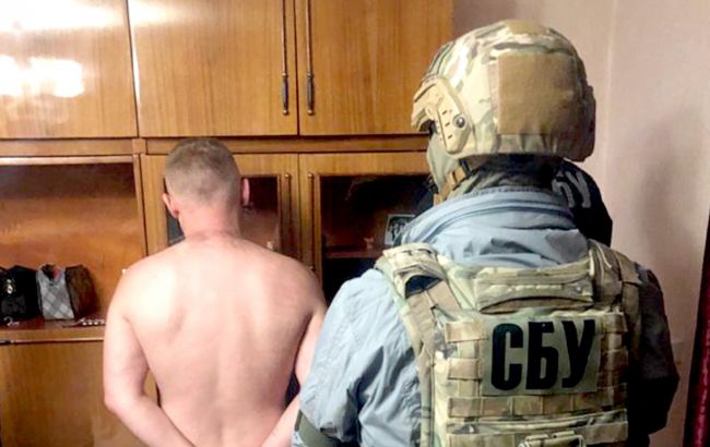В Тернопольской области задержали "криминального авторитета" из РФ, которого разыскивает Интерпол
