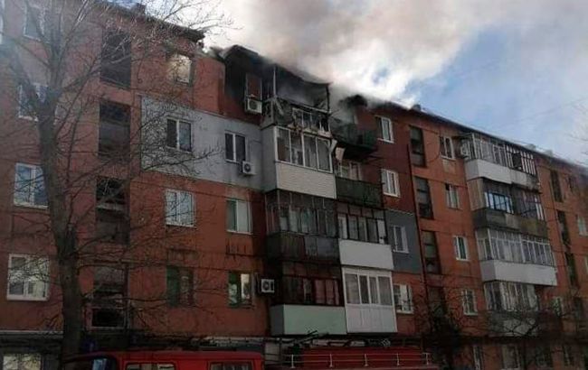 Поранені та масштабна пожежа: наслідки обстрілів в Луганській області