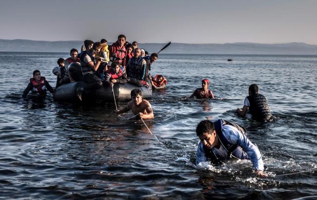 Судно з мігрантами перекинулося біля берегів Лівії, є загиблі