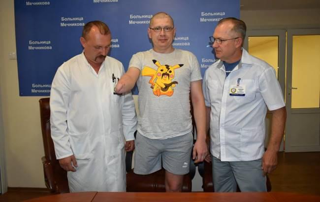 В больнице Днепра просят помочь бойцу АТО, которому предстоит пережить несколько операций