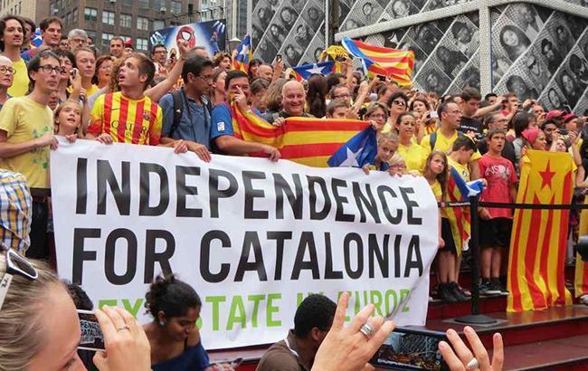 В Каталонии неизвестный напал на избирателей с ножом
