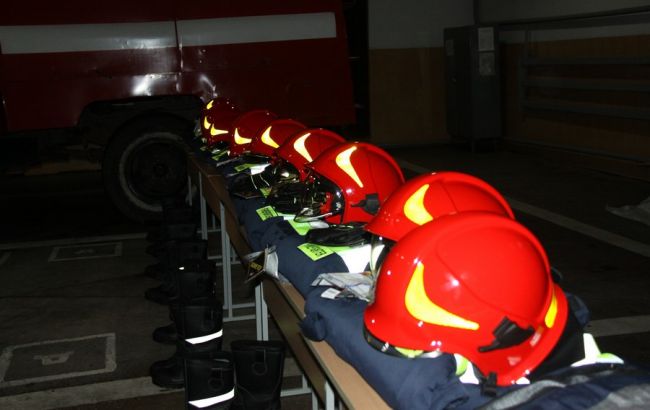 Правительство ФРГ предоставило винницким спасателям комплекты противопожарной одежды