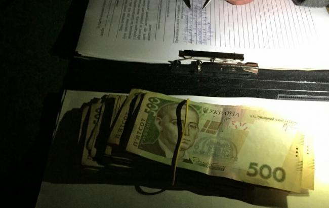В Киеве полицейский задержан на взятке в 17,5 тыс. гривен