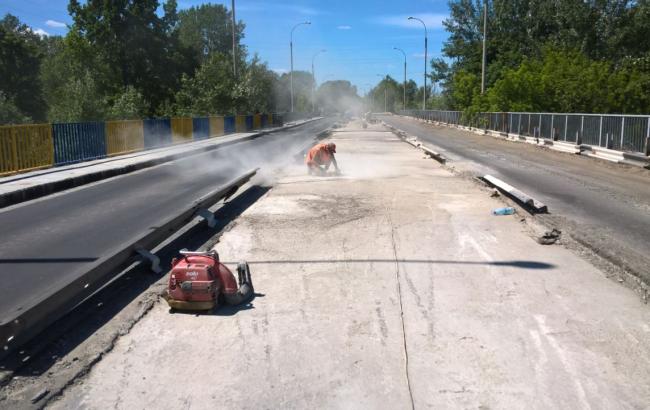 На Донбасі міст через Сіверський Донець підсвітять за рахунок альтернативних джерел енергії