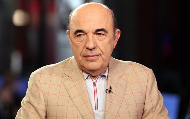 Рабінович пропонує звільнити пенсіонерів від плати за комунальні послуги