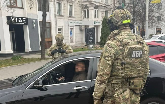 "Справедливість для бійців". ДБР проводить масові обшуки і перевіряє виплати військовим