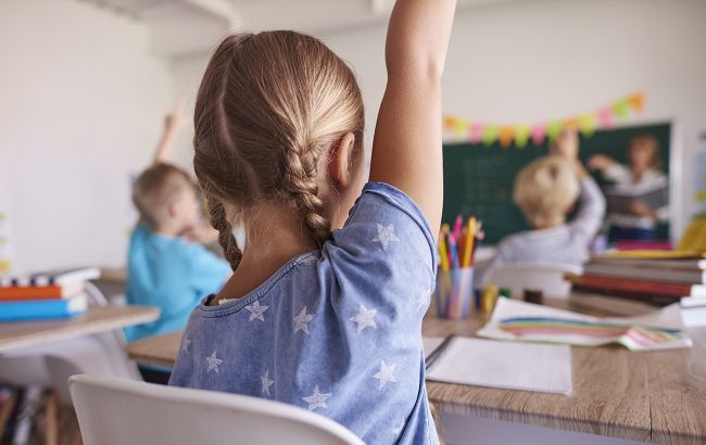 Як вибрати найкращу школу для дитини в Україні: практичні поради батькам