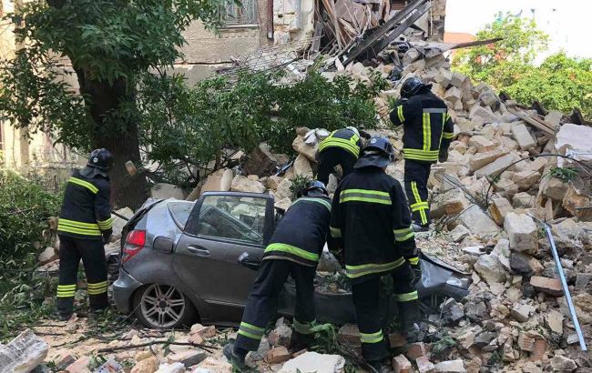 Названа попередня причина обвалу будинку в Одесі