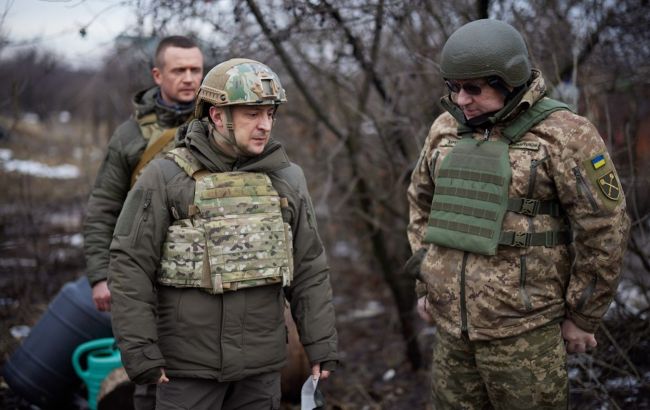 Зеленський відправив міністра оборони і главу ЗСУ на Донбас. Що трапилося