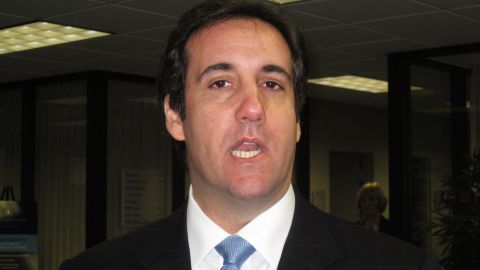 Экс-адвоката Трампа освободят из тюрьмы, - WSJ