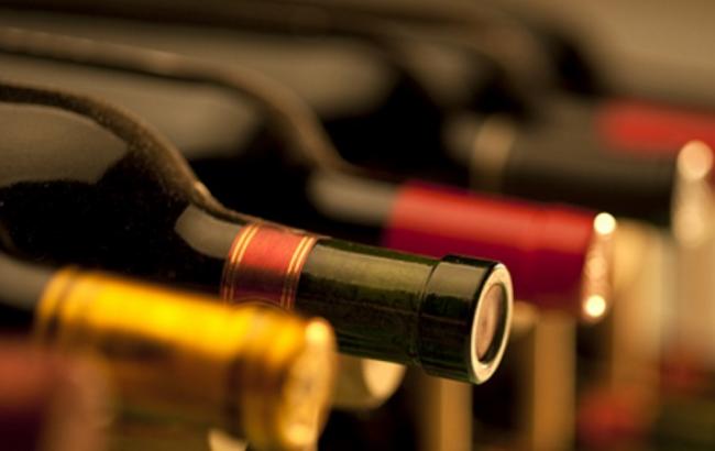 Росія забороняє ввезення винного напою виробництва Литви