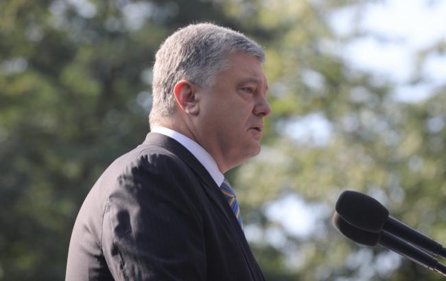 Порошенко гарантував невтручання в церковні справи