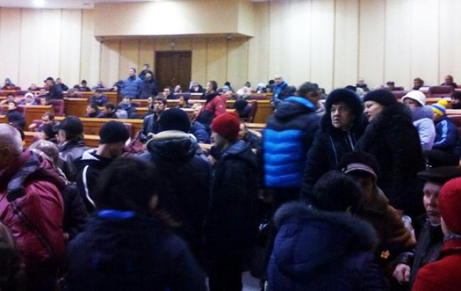 Міліція порушила справу за фактом захоплення мітингувальниками Криворізької міськради