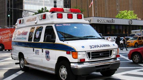 Відомий рок-музикант терміново госпіталізований: йому зроблять операцію