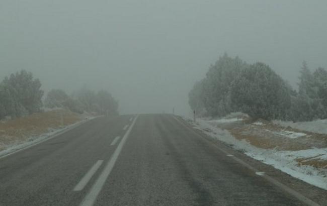 ГАИ предупреждает о сложных погодных условиях на дорогах 11 декабря