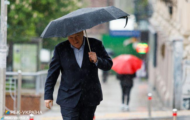 Київ і область в найближчі години накриє гроза