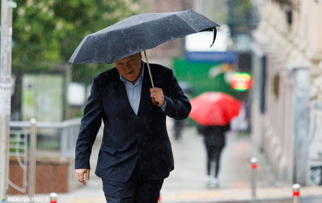 Дожди без просвета: синоптики предупредили об ухудшении погоды