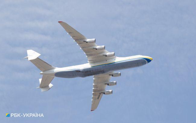 Укрпошта назвала дату виходу нової марки з літаком "Мрія": як вона виглядає