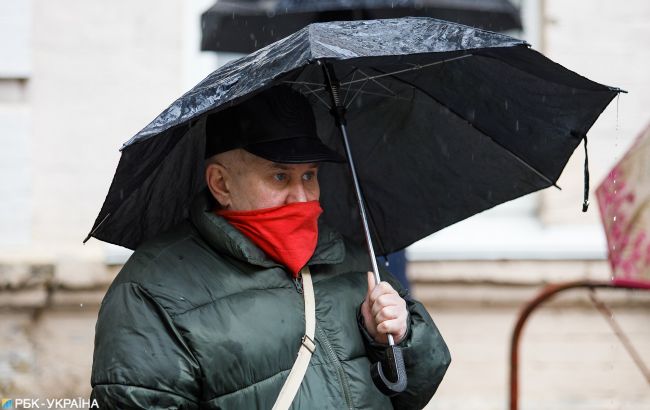 Украину задует резкий ветр и зальют дожди: синоптик дала прогноз