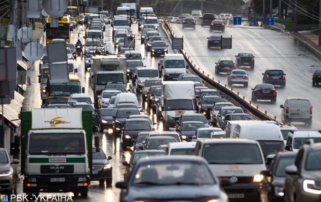 Цены на бензин стабильны, автогаз и дизтопливо дорожают