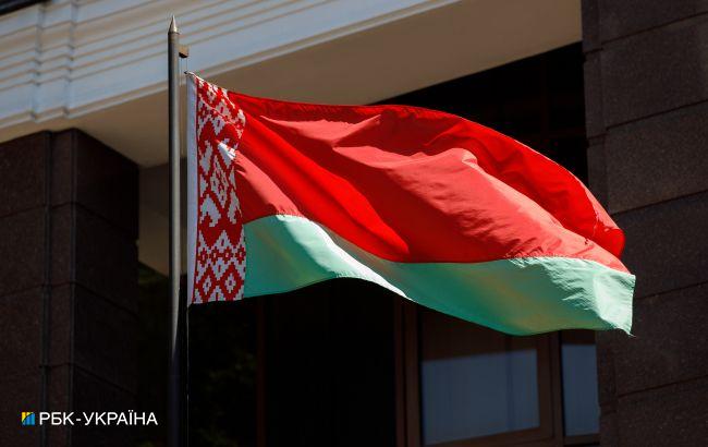 Авіасполучення та військові поставки. Україна розірвала важливі угоди з Білоруссю