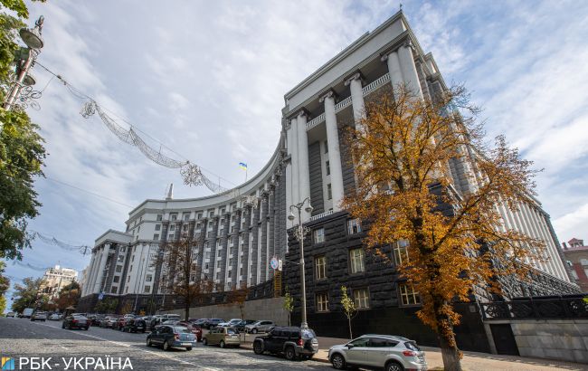 Кабмін звільнив главу "Укртрансбезпеки"