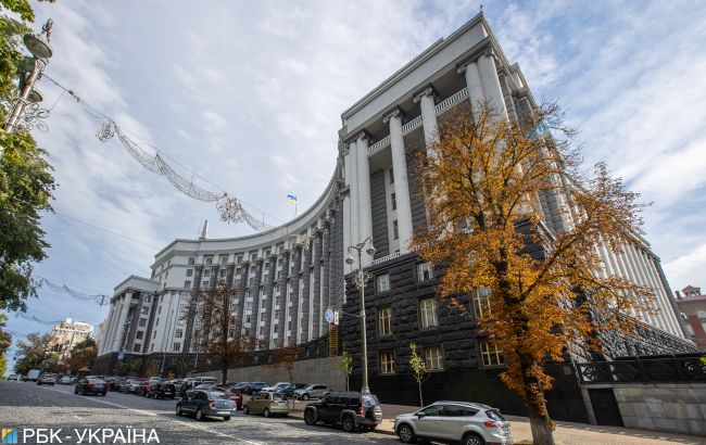 Возобновление приватизации: Кабмин утвердил советника по продаже одного предприятия