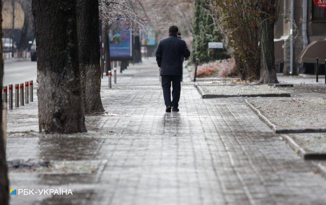 Дожди и снег отошли. В Украине сегодня облачно и холодно: прогноз погоды