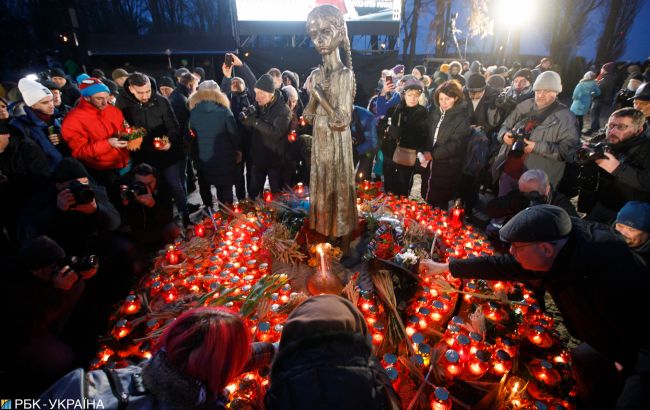 Месть за свободу. В Украине чтят память жертв Голодомора
