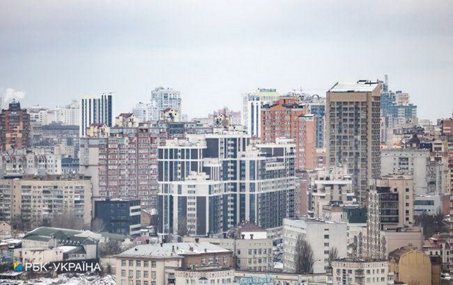 В Киеве снова объявили воздушную тревогу: жителей просят спрятаться в укрытиях