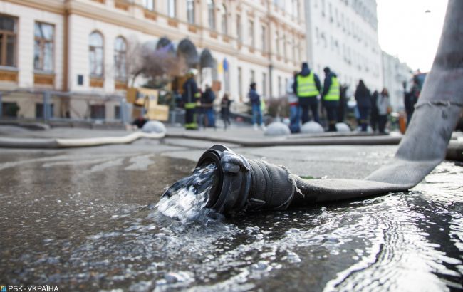 В Киеве произошел взрыв на предприятии, есть пострадавшие