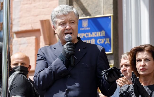 Порошенко під судом: влада хоче обмежити участь української опозиції у виборах