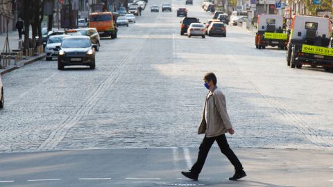 Названі випадки, коли водій може не поступатися пішоходу