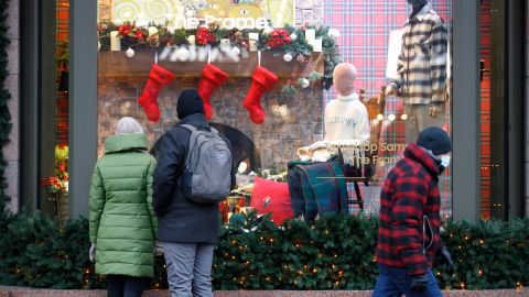 Нові обмеження з 19 грудня: що буде працювати