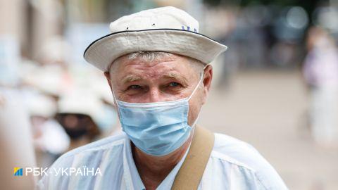 Карантин в Украине: 8 "красных" регионов могут перейти сразу в "желтую" зону