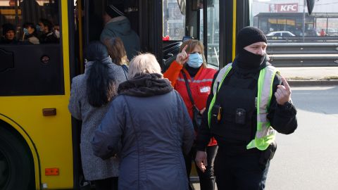 В Киеве ограничат число пассажиров в общественном транспорте