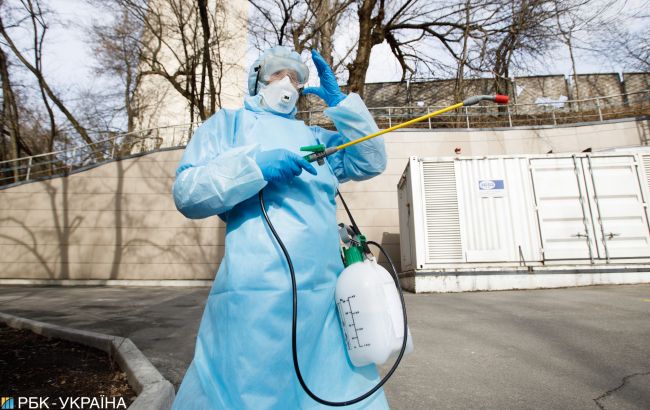 Спалах гепатиту у Вінниці: влада посилить дезінфекцію та обмежить продаж товарів