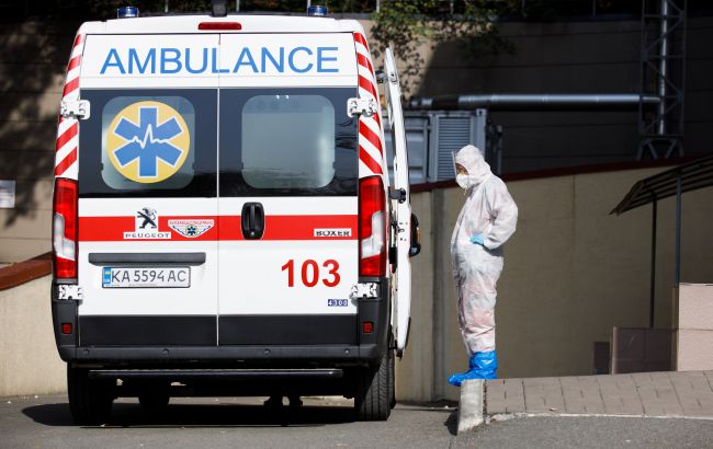 Смертность в Украине по-прежнему ниже уровня 2019 года