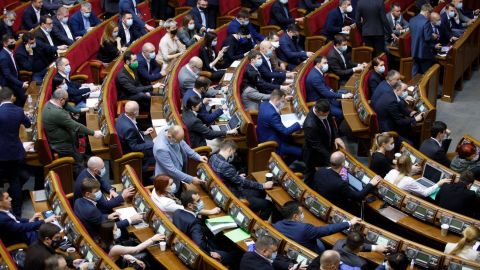 Парламент збирається на позачергові засідання. В СН розповіли, що будуть розглядати