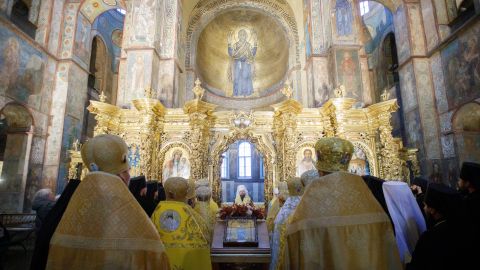 В ПЦУ рассказали, как теперь будем молиться и причащаться