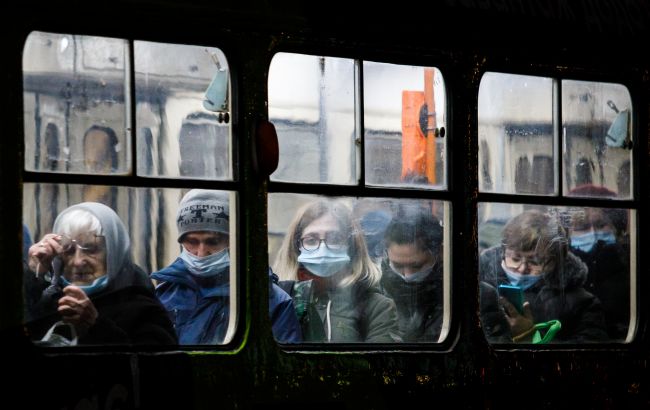 В Киеве транспорт будет работать во время локдауна, но с ограничениями