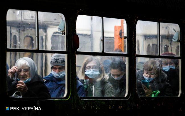 Латвія планує запустити окремий громадський транспорт для вакцинованих