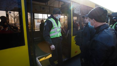Транспорт під час локдауну зупиняти не будуть: Степанов пояснив чому